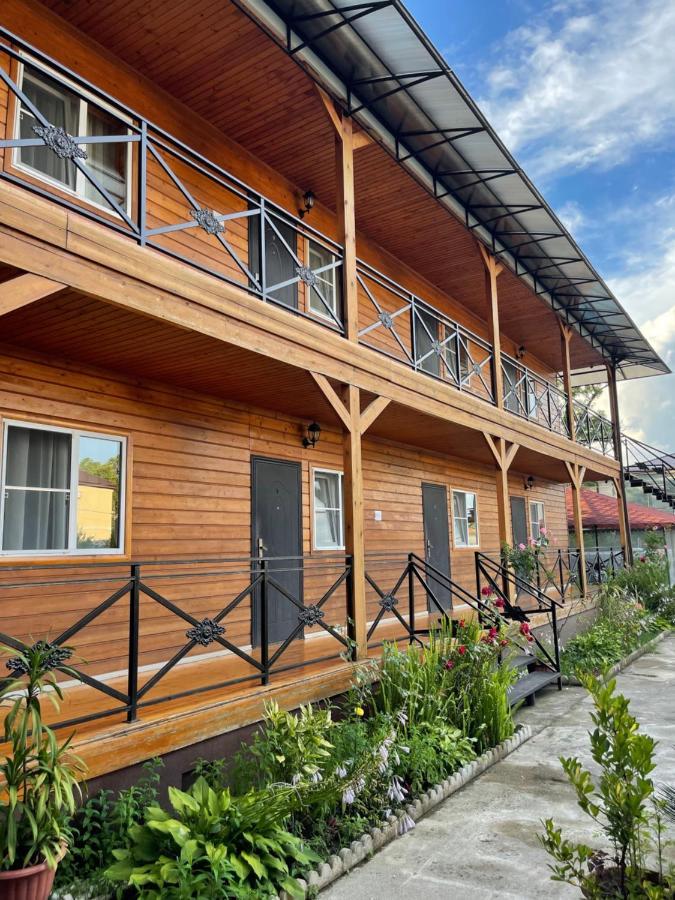La Fontan Hotel Sukhumi Bagian luar foto