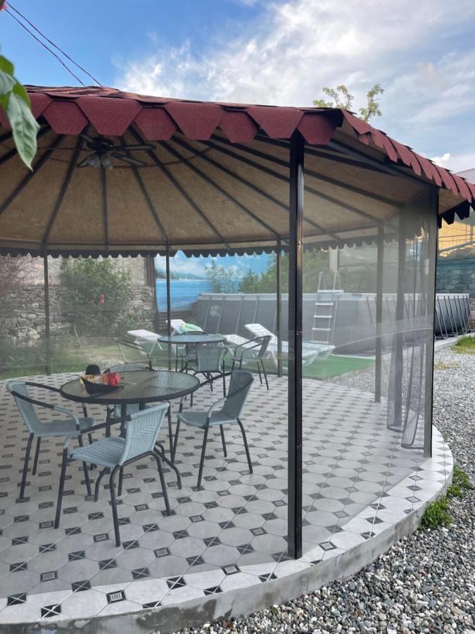 La Fontan Hotel Sukhumi Bagian luar foto