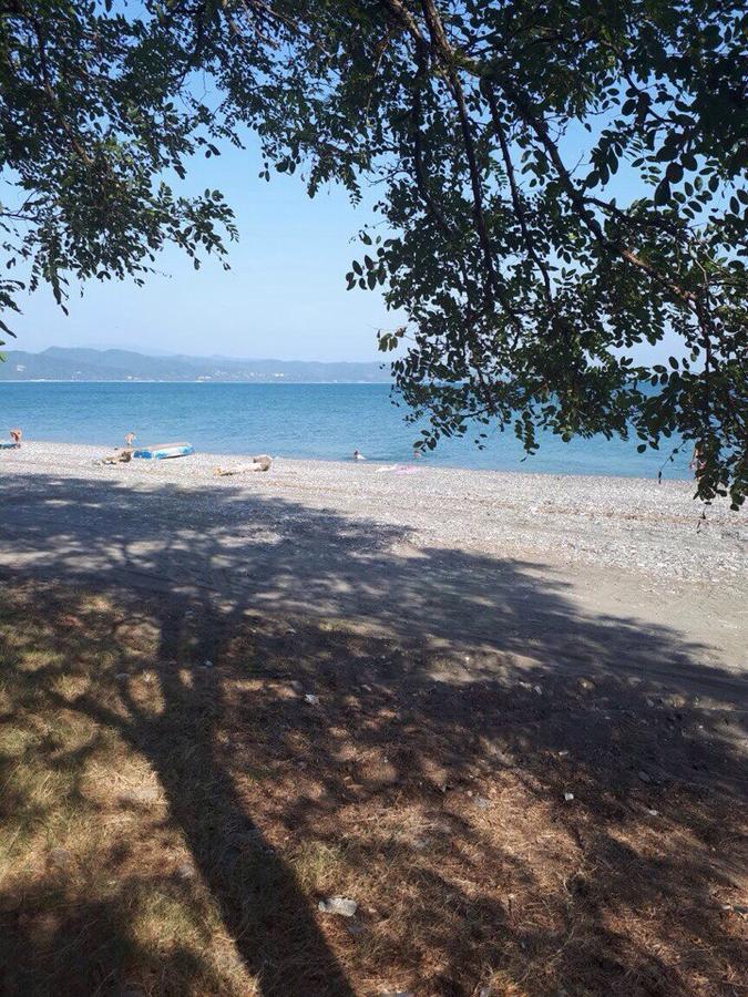 La Fontan Hotel Sukhumi Bagian luar foto